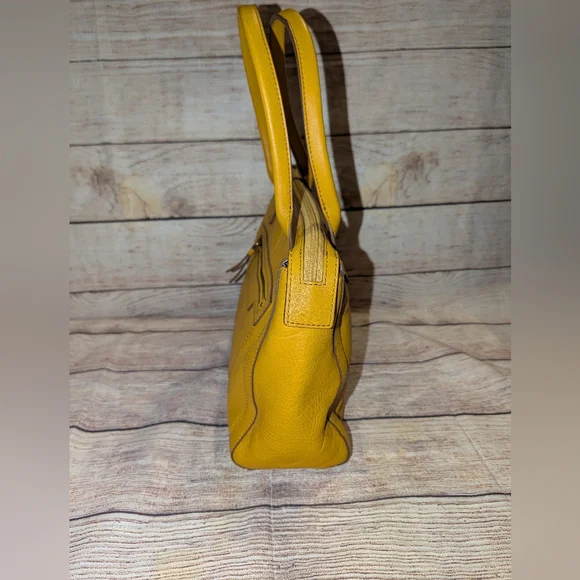 Fossil Shoulder Bag - Picture 2 of 7